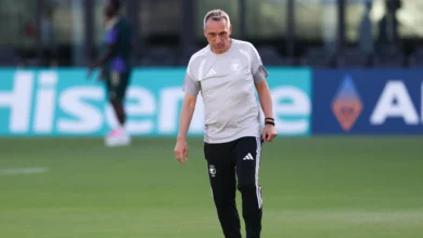 سامي الجابر يزوّد دونيس بالاستراتيجيات لمواجهة إسبانيا - فيديو
