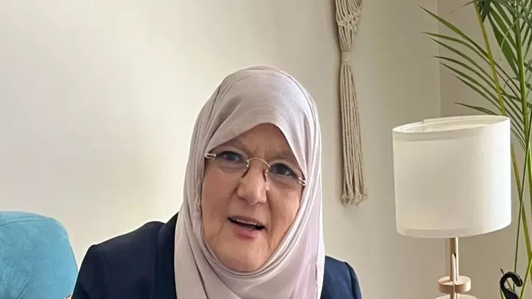 شمس البارودي تعاني من وعكة صحية: "مش عارفة أركع ولا أسجد"