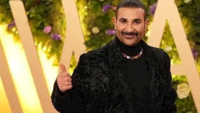 "صور: تقاليع أحمد سعد تثير غضب الجمهور قبل قص ضفيرته"