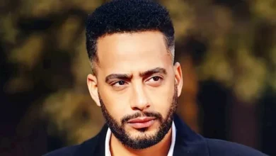 عصام السقا ينعى عبدالعزيز مخيون بكلمات مؤثرة عن فنان مثقف