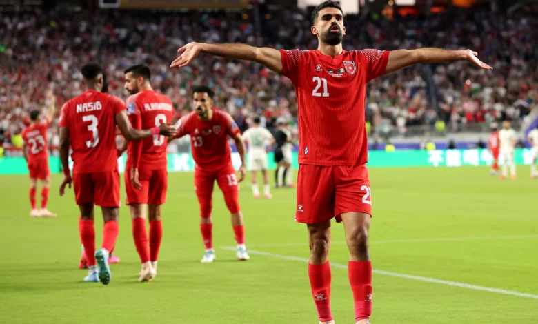 فيديو: "رغم الهزيمة".. ملك الأردن وولي العهد يحققان إنجازًا تاريخيًا 1 فيديو: "رغم الهزيمة".. ملك الأردن وولي العهد يحققان إنجازًا تاريخيًا