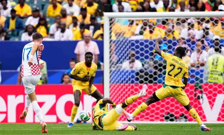 كرواتيا تحقق وصافة المجموعة 12 في كأس العالم بعد انتصار صعب على غانا