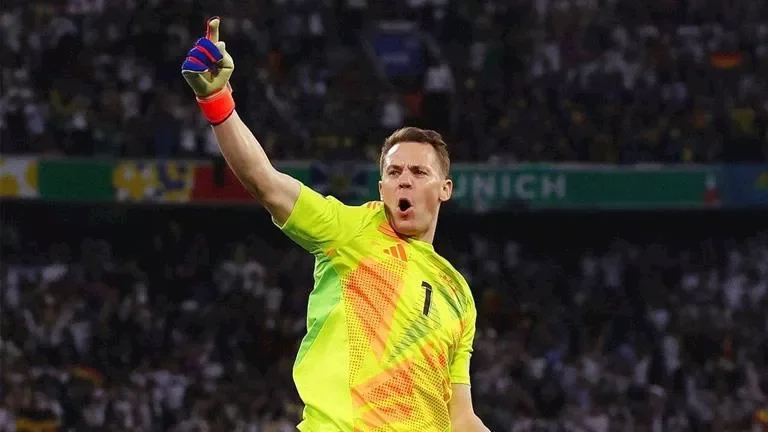 مانويل نوير يحقق إنجازًا تاريخيًا في كأس العالم 2026 بعمر 40 عامًا