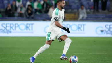 محرز يعود إلى الساحة.. تغييرات في معظم المراكز بتشكيلة منتخب الجزائر لمواجهة الأردن