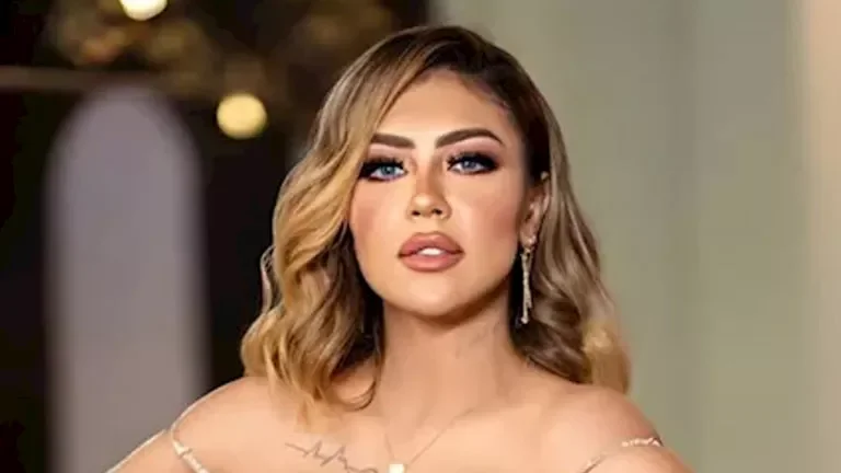 محكمة الاقتصادية تبدأ محاكمة البلوجر هدير عبد الرازق بتهمة غسل الأموال