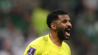 محمد العويس: هل سيغيب عن مواجهة السعودية ضد إسبانيا؟