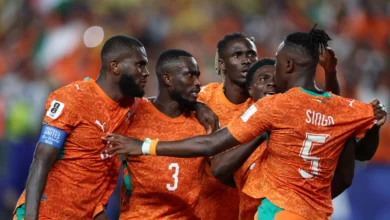 "مدرب كوت ديفوار يتفاعل مع الجدل حول نجم الأفيال: ليفربول أم سان جيرمان؟"