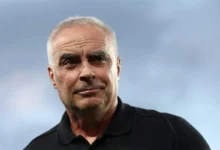 مدرب نيوزيلندا ينبه لاعبيه من خطورة محمد صلاح (فيديو) 33 مدرب نيوزيلندا ينبه لاعبيه من خطورة محمد صلاح (فيديو)
