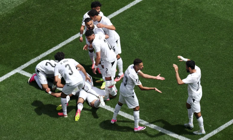 مصر تودع الانتصار التاريخي أمام بلجيكا في كأس العالم بسبب النيران الصديقة