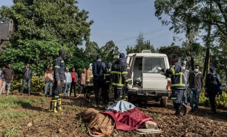 مصرع 28 شخصًا في حادث سقوط حافلة بوادي سحيق بإثيوبيا