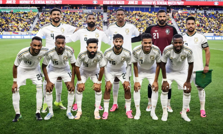 منتخب السعودية يحقق تعادلاً نادراً مع السنغال قبل انطلاق كأس العالم 1 منتخب السعودية يحقق تعادلاً نادراً مع السنغال قبل انطلاق كأس العالم