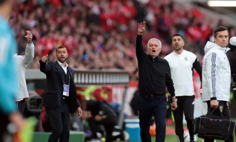 مورينيو يكشف عن اختياره الأول لتعزيز وسط ريال مدريد