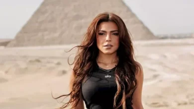 ناهد السباعي تتألق بملابس رياضية أمام الأهرامات وتعليقات الجمهور تتوالى
