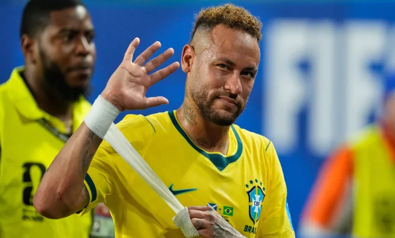 نيمار يتأثر بالبكاء خلال مشاركته الأولى مع منتخب البرازيل بعد غياب دام 3 سنوات