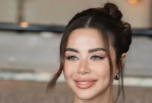 يارا السكري تتألق بفستان أسود مع ريم سامي وياسمين رئيس