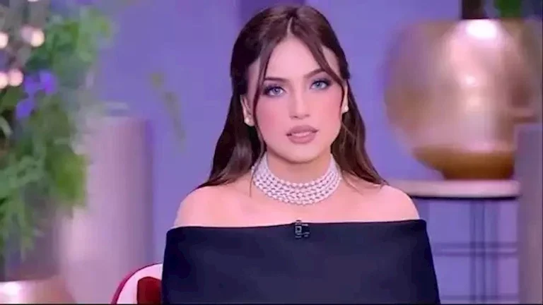 ياسمين عز: شهريار لاعب إيران يشبه شخصيات ألف ليلة وليلة