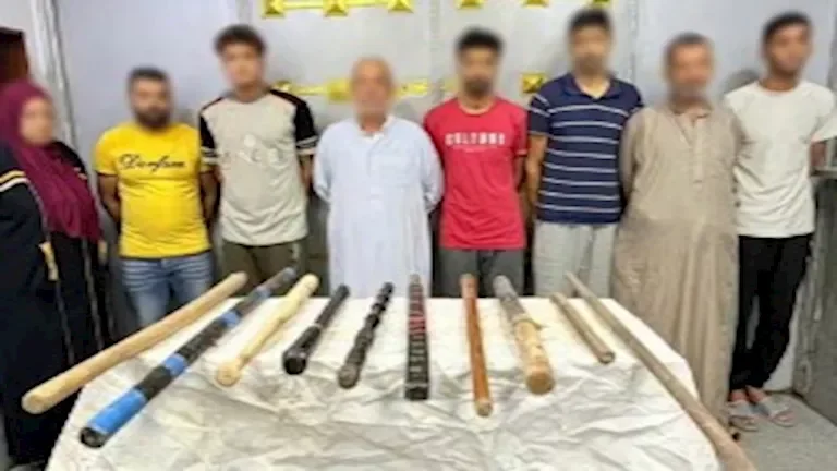 11 شخصًا يتبادلون الاعتداءات في المنوفية نتيجة خلافات عائلية ومزاح الأبناء
