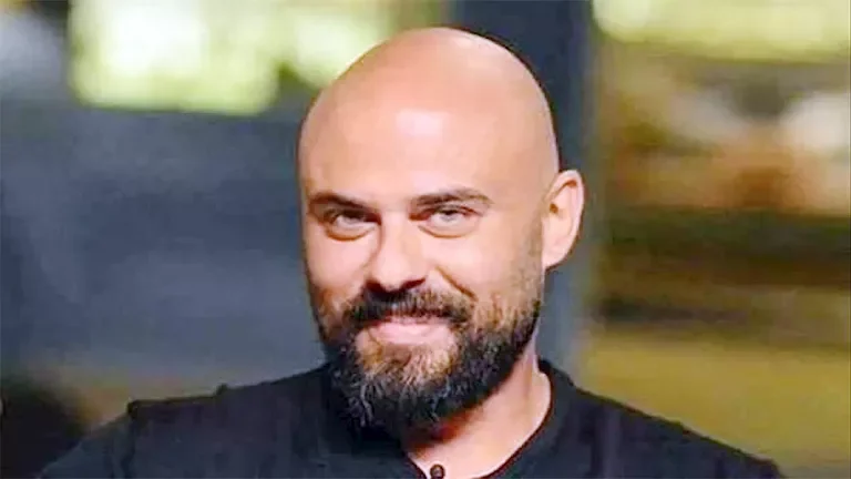 أحمد صلاح حسني يبارك لعمرو دياب وتركي آل الشيخ بنجاح "جيتلك"
