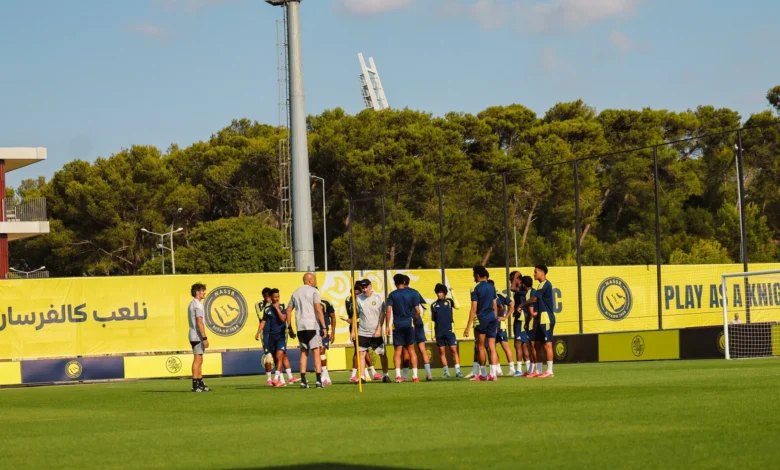 "أزمة جديدة تضرب النصر السعودي وسط قيود حاسمة"