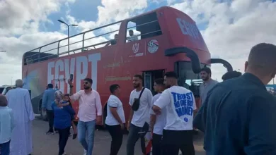 "أهازيج جماهير منتخبنا تملأ مطار العلمين - فيديو"