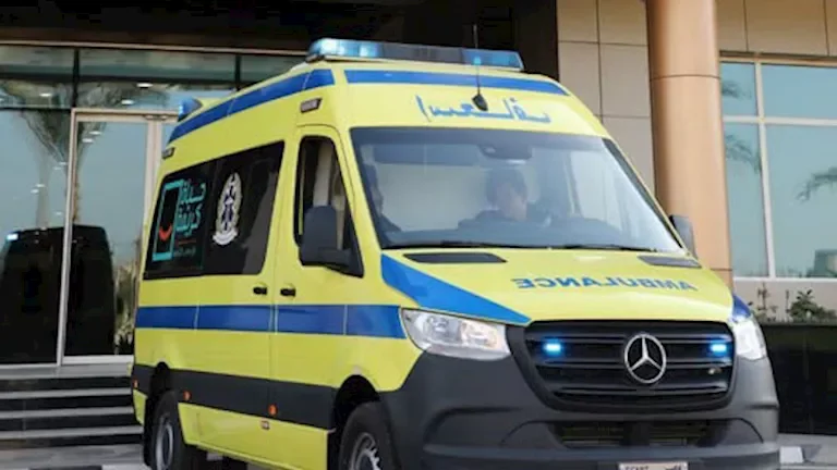 إصابة 6 أشخاص في انقلاب ميكروباص بالعياط نتيجة اختلال عجلة القيادة