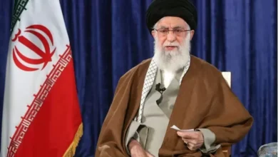 إيران تغلق أجواء طهران خلال تشييع خامنئي يوم الاثنين المقبل