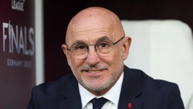 اتحاد الكرة الإسباني يتخذ قراراً جديداً بشأن مستقبل دي لافوينتي بعد التتويج بالمونديال