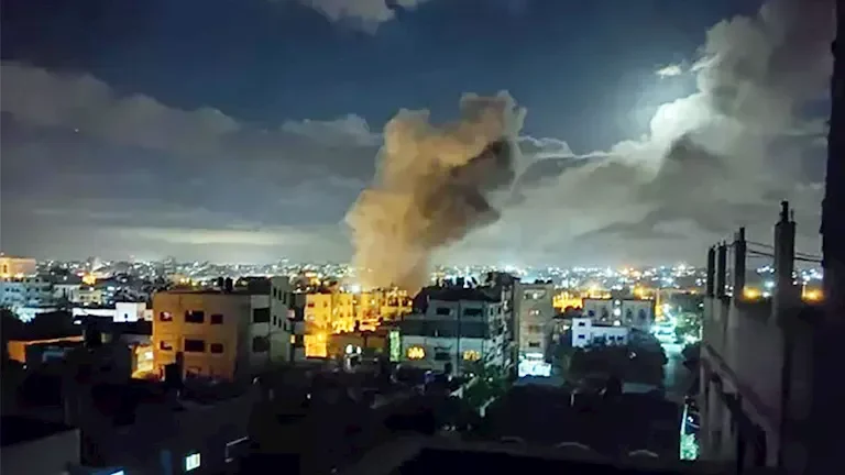استشهاد فلسطينيين وإصابة آخرين جراء قصف إسرائيلي على غزة 1 استشهاد فلسطينيين وإصابة آخرين جراء قصف إسرائيلي على غزة