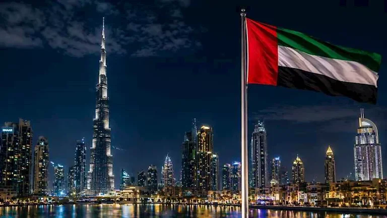 الإمارات تؤكد جاهزيتها وتطمئن مواطنيها بعد رصد تهديدات صاروخية 1 الإمارات تؤكد جاهزيتها وتطمئن مواطنيها بعد رصد تهديدات صاروخية