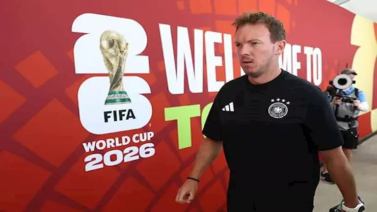 الاتحاد الألماني يوجه طلبًا لناجلسمان بعد أزمة حبيبته في المعسكر