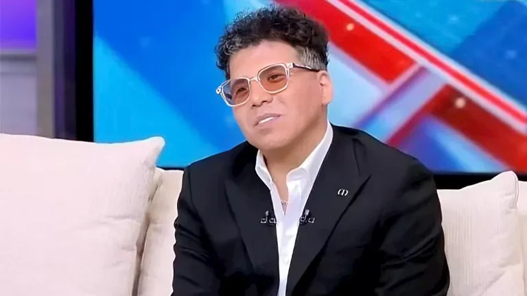 الحبس 6 أشهر للبلوجر بدر عياد بتهمة سب وقذف الفنان عمر كمال 1 الحبس 6 أشهر للبلوجر بدر عياد بتهمة سب وقذف الفنان عمر كمال