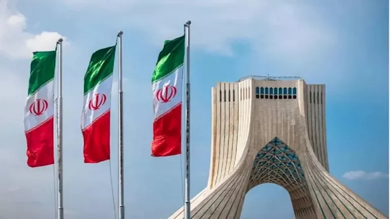 الخارجية الإيرانية: واشنطن تعزز هجماتها وتفرض حصارًا بحريًا جديدًا