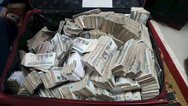 الداخلية العراقية تضبط 4 ملايين جنيه و4 أطنان من الدقيق المدعم خلال 24 ساعة