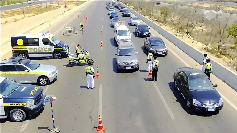 الداخلية تضبط 109 آلاف مخالفة مرورية و25 مليون جنيه عملات أجنبية خلال 24 ساعة