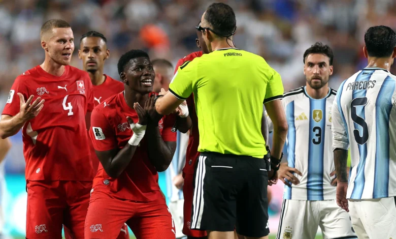 الفيفا يؤكد: طرد إيمبولو خطوة نحو العدالة وقد لاقى تأييد IFAB