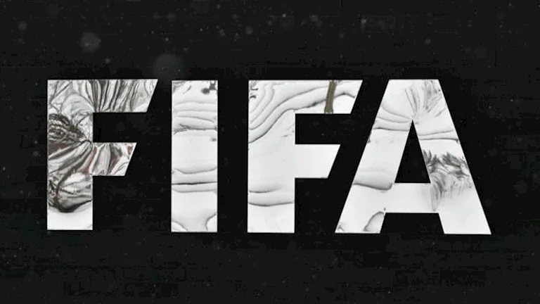 الفيفا يثير الجدل بتعيين حكم أوروبي لمباراة الأرجنتين وسويسرا