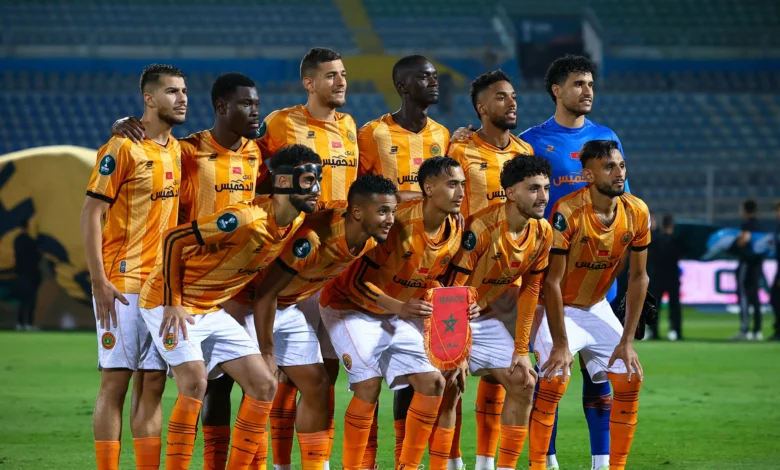 القنوات الناقلة لمباراة الدفاع الجديدي ونهضة بركان في الدوري المغربي 2025-2026 وطرق مشاهدتها عبر الإنترنت.
