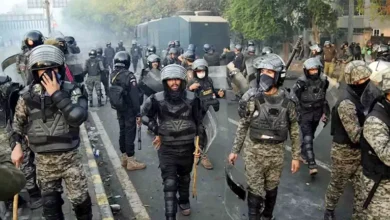 باكستان: 10 قتلى من الشرطة و15 مسلحًا في هجمات بالطائرات المسيّرة