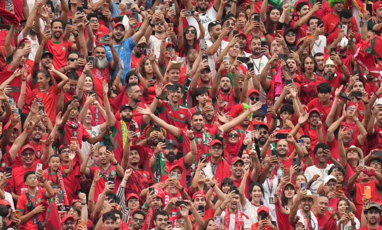 بتقليد مكسيكي.. جماهير المغرب تُربك لاعبي منتخب فرنسا قبل المواجهة المرتقبة ضد "أسود الأطلس"