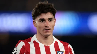 برشلونة يتمسك بالعقلانية أمام تحدي أتلتيكو مدريد من أجل ألفاريز