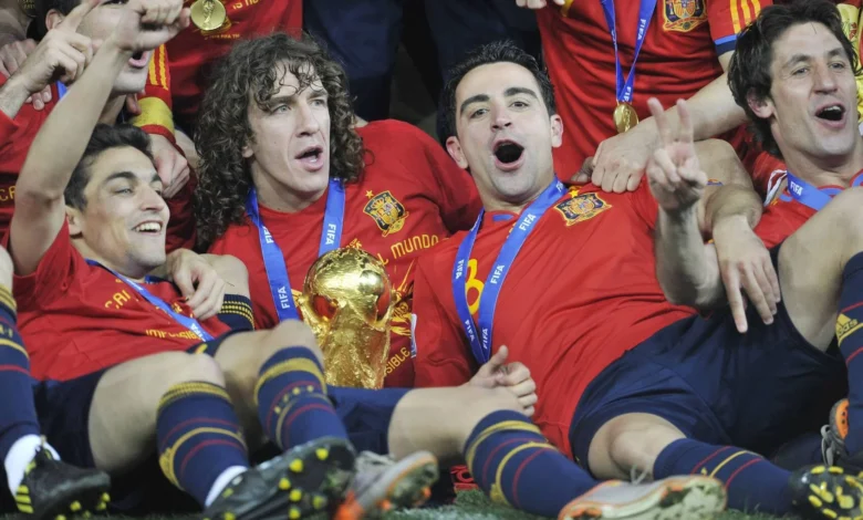 بطل مونديال 2010 يستنجد بترامب قبيل نهائي كأس العالم بسبب زيارة لإيران