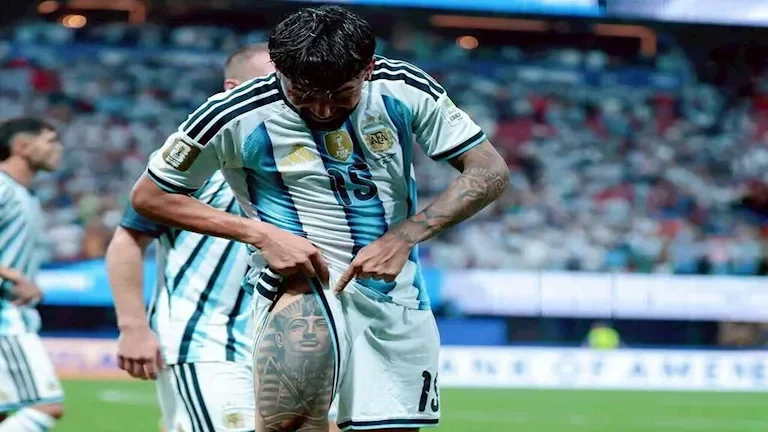 بعد إقصاء مصر.. لاعب الأرجنتين يتحدث عن وشمه الفرعوني