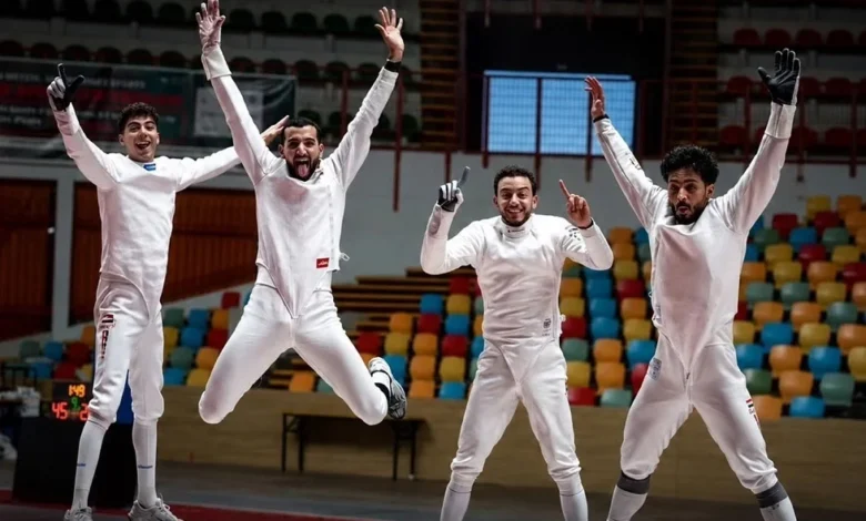 بعد انتصارهم على إسرائيل.. وزير الرياضة المصري يهنئ أبطال سلاح السيف (فيديو) 1 بعد انتصارهم على إسرائيل.. وزير الرياضة المصري يهنئ أبطال سلاح السيف (فيديو)