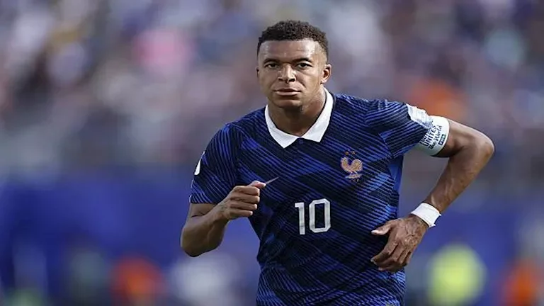 بلاغ من الاتحاد الفرنسي لكرة القدم ضد سيناتور باراجواي بسبب مبابي