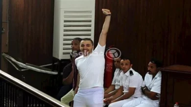 تأجيل محاكمة سيد مشاغب و5 متهمين آخرين في قضية التجمهر واستخدام الألعاب النارية إلى 22 سبتمبر 4 تأجيل محاكمة سيد مشاغب و5 متهمين آخرين في قضية التجمهر واستخدام الألعاب النارية إلى 22 سبتمبر