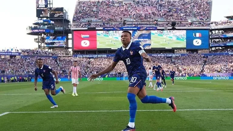 "تأهل فرنسا ورقم مميز لمبابي في الشوط الثاني أمام باراجواي بكأس العالم 2026"