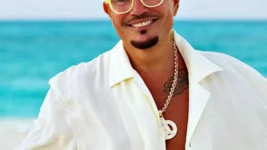 تامر حسين يحدد موعد إصدار ألبوم عمرو دياب الجديد "حبيتك" 3 تامر حسين يحدد موعد إصدار ألبوم عمرو دياب الجديد "حبيتك"