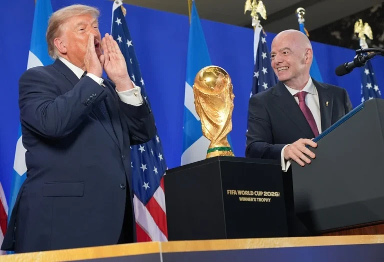 ترامب يتنبأ ببطل كأس العالم 2026 ويختار أفضل 3 لاعبين في التاريخ (فيديو)