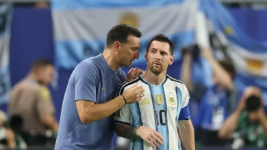 تميمة ميسي وسكالوني تفتح آفاق الأرجنتين أمام سويسرا