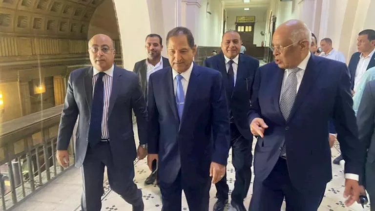 تهنئة رموز الدولة والقضاء للقاضي مجدي علي قاسم بمناسبة توليه رئاسة "استئناف القاهرة" 1 تهنئة رموز الدولة والقضاء للقاضي مجدي علي قاسم بمناسبة توليه رئاسة "استئناف القاهرة"